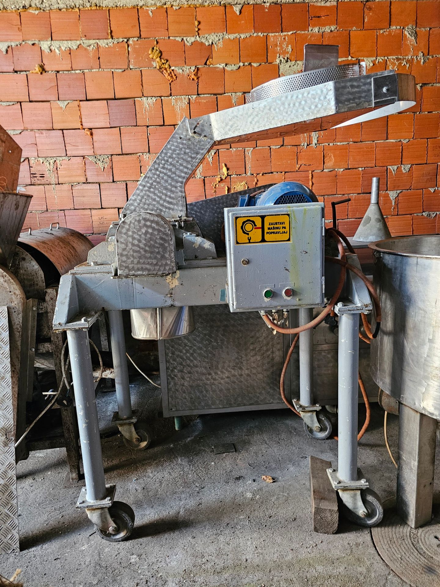 Hammer Mill for Micronizing (Granular & Powder Material)