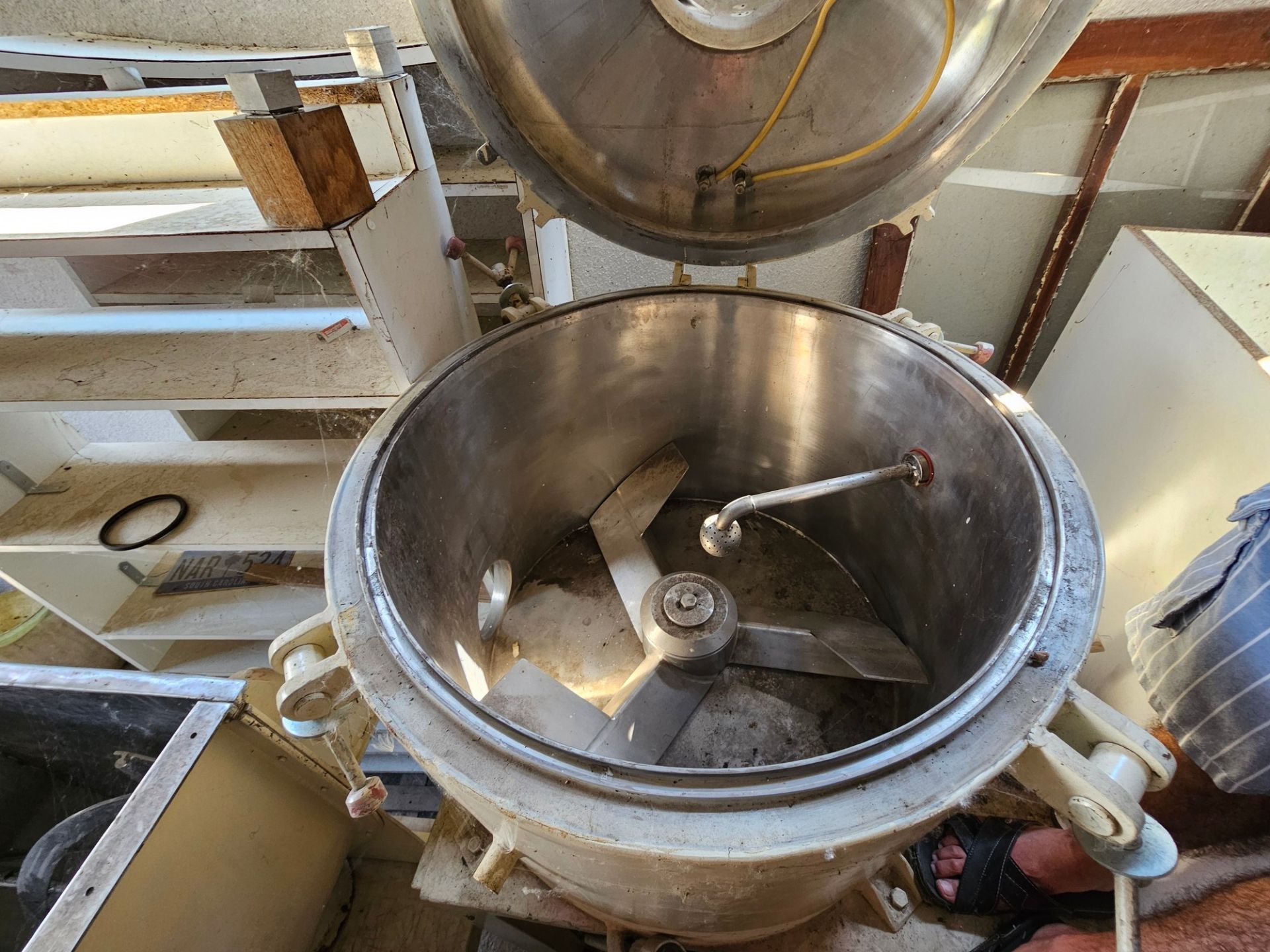 Jacketed Vessel with Agitator for Evaporation & Dissolving